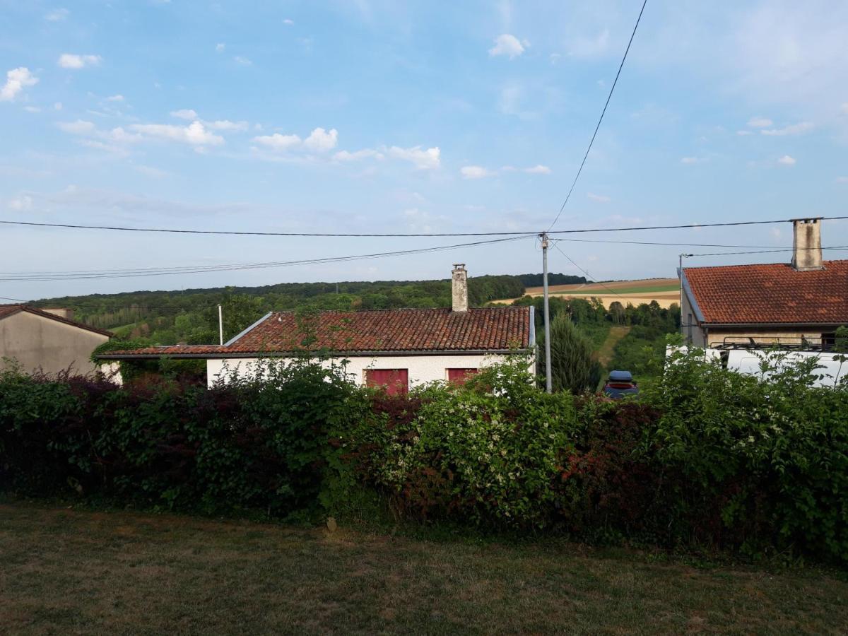 Gite Eugenie Dans Les Remparts Dun-sur-Meuse Екстериор снимка